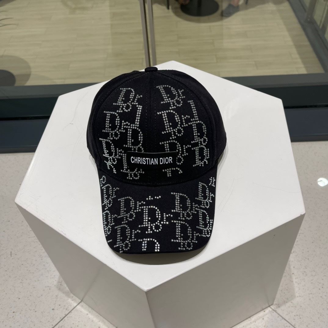 Christian Dior Caps